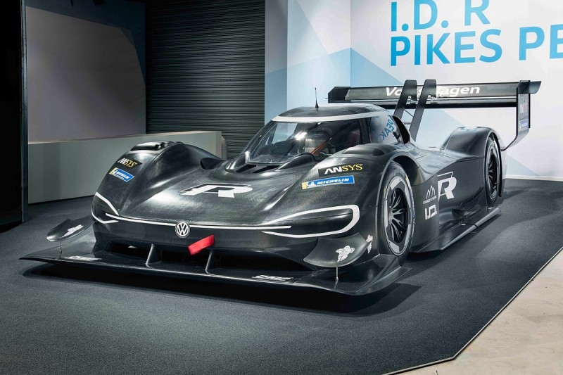 Volkswagen unveils all-electric Pikes Peak car, completes shakedown