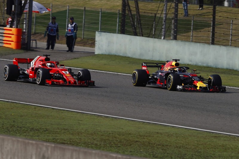 Daniel Ricciardo dismisses rumours of a deal with Ferrari for F1 2019