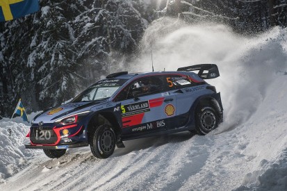 WRC Rally Sweden: Tyre strategy helps Neuville extend his lead