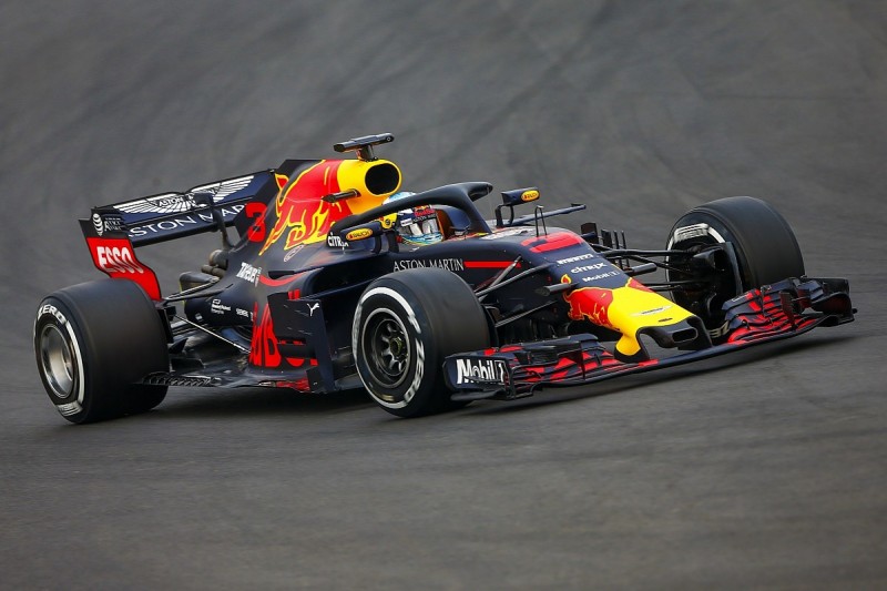 F1 testing: Ricciardo and Red Bull lead, McLaren in early trouble