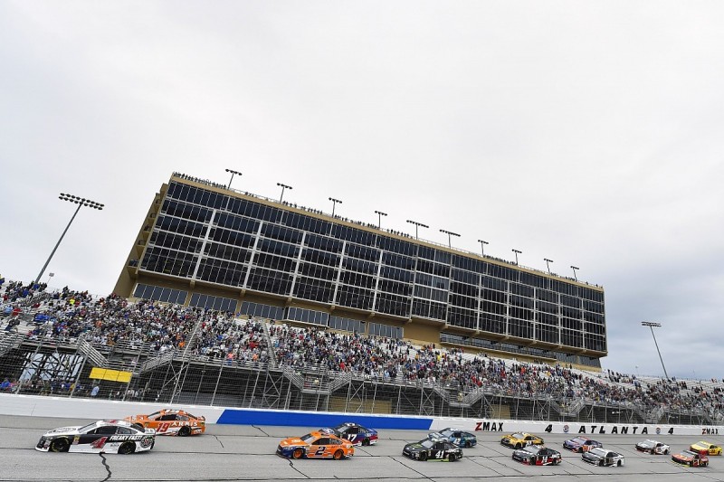 Old track at Atlanta hurt NASCAR's young drivers - Kevin Harvick