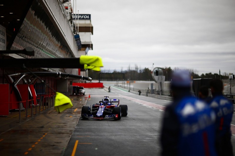 F1 testing: Why teams made a mistake on day three - Autosport Podcast