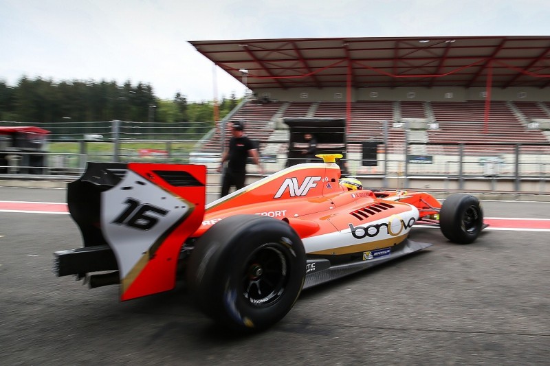 Spa Formula V8 3.5: Tom Dillmann heads very close qualifying two