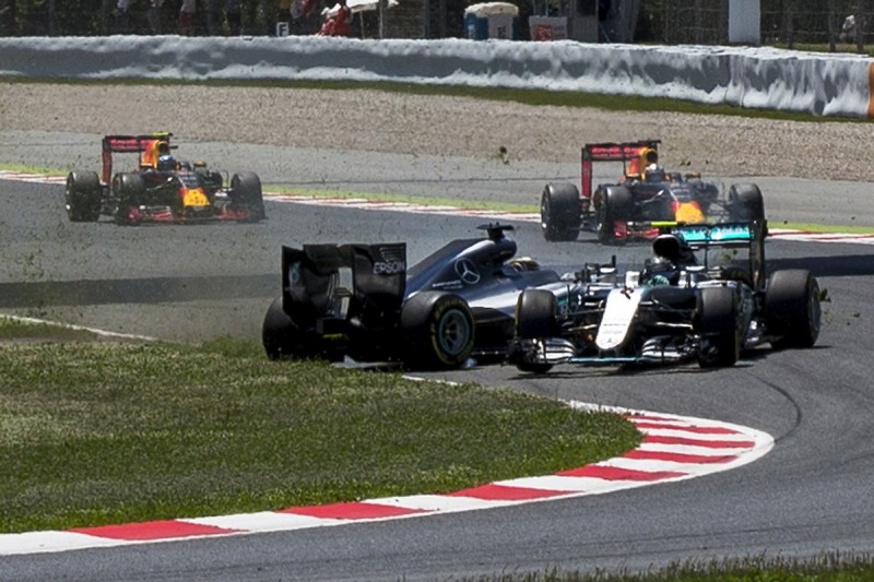 Lewis Hamilton declares 'chapter closed' on Nico Rosberg F1 crash