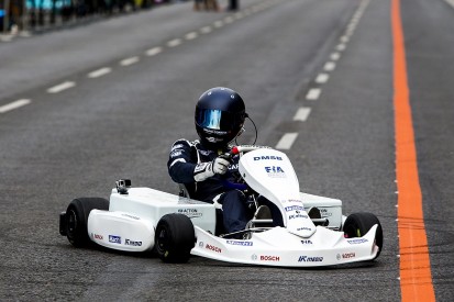 Electric kart makes debut, Formula E eyes support race