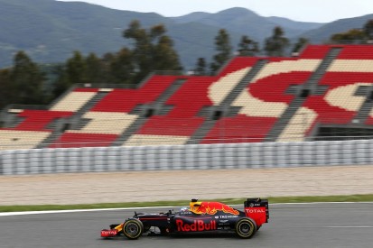 Ricciardo gets Red Bull's new Renault engine rather than Verstappen