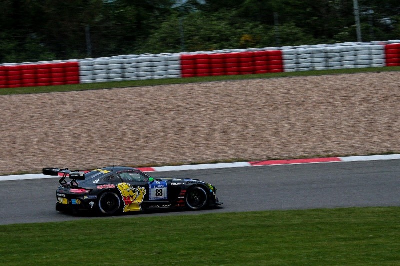 Nurburgring 24 Hours: #88 Mercedes leads on Saturday evening