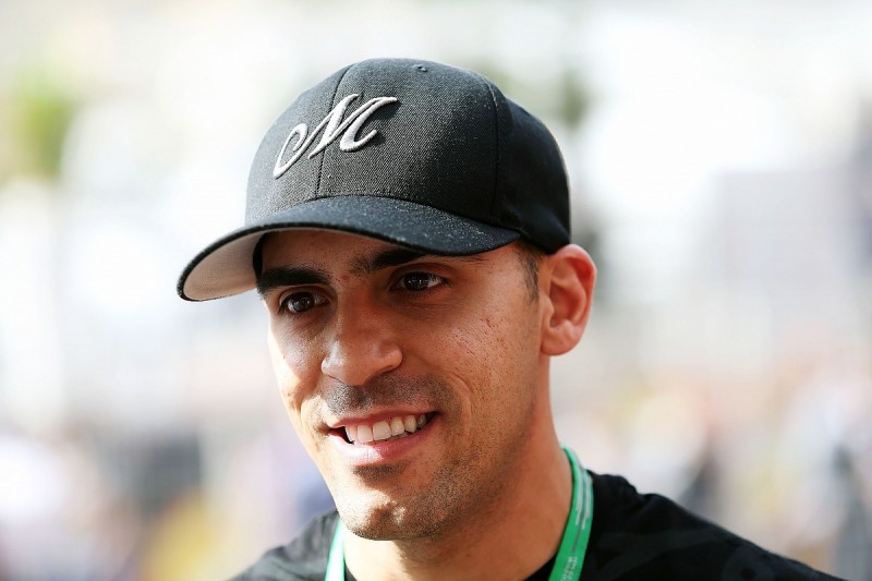 Pastor Maldonado talking to F1 teams about 2017 return