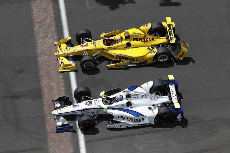 Penske's Castroneves feels Hildebrand cost him shot at Indy 500 win