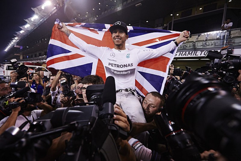 Lewis Hamilton wins BBC Sports Personality award after F1 title