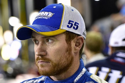 Vickers to miss start of 2015 NASCAR Sprint Cup after heart surgery