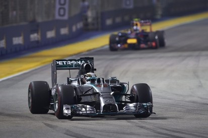 Mercedes 'incredible' in 2014, says Formula 1 rival Red Bull