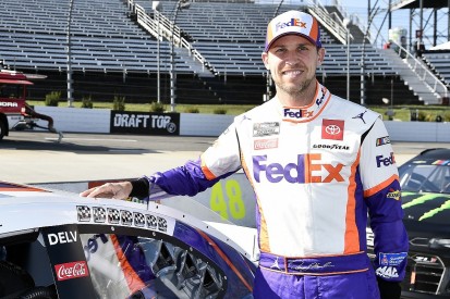 Hamlin signs multi-year deal with Joe Gibbs Racing