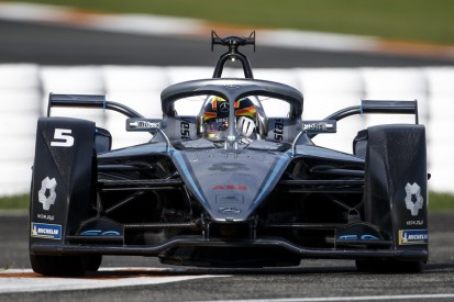 "Großes Risiko": Wieso Mercedes beim Saisonstart auf neuen Antrieb setzt
