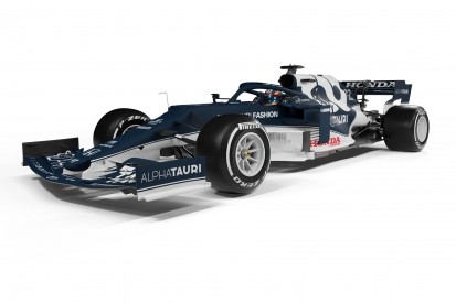 AlphaTauri stellt bei F1-Launch in Salzburg neues Auto AT02 vor