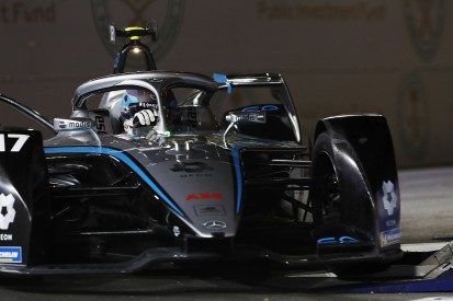 Diriyah FE: De Vries tops opening practice of 2021 season