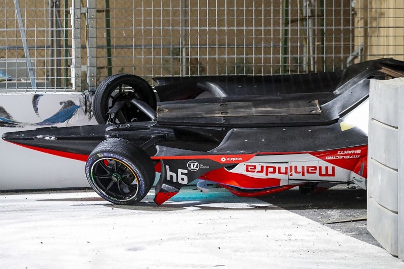 Lynn awaiting results after Diriyah E-Prix "aeroplane crash" with Evans