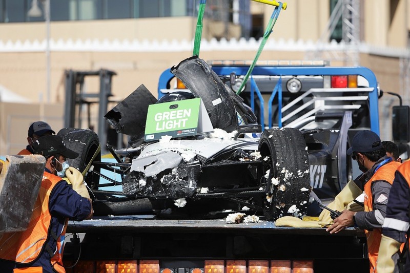 Mercedes, Venturi allowed to start Diriyah E-Prix after Mortara crash