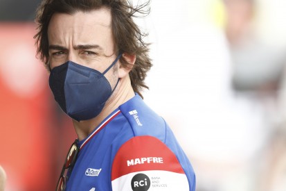 Fernando Alonso gibt nach Unfall Entwarnung: "Erwarte keine Probleme"