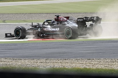 Trotz Mercedes-Problemen: Hamilton sieht keinen Grund zur Panik