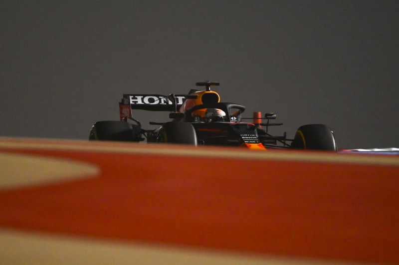 Helmut Marko: "Mercedes ist Favorit, wir sind erster Verfolger"