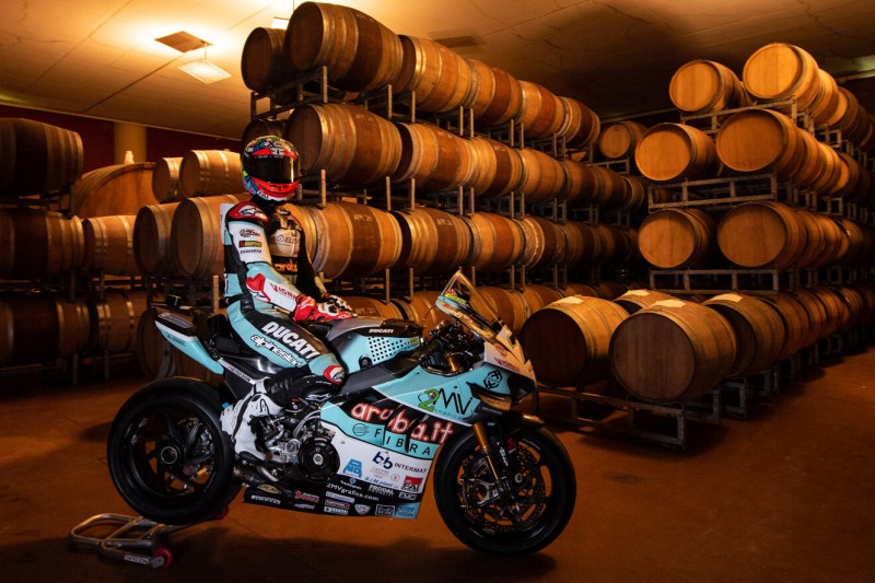 WSBK 2021: Go-Eleven-Ducati zeigt Design für Neuzugang Chaz Davies