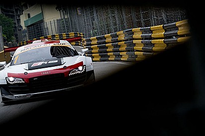 GT Cup, Mortara fa sua la pole a Macao!