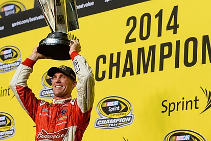Vittoria e titolo per Kevin Harvick ad Homestead
