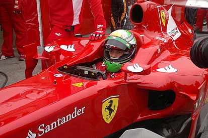 Fisico e la Ferrari tornano all'Area 48 del Motor Show