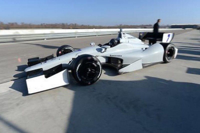 James Jakes torna in Indycar con Schmidt Peterson
