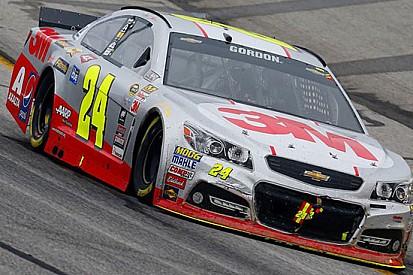 Jeff Gordon perde la pole di Las Vegas