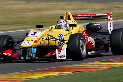 Giovinazzi domina la prima giornata di test a Valencia