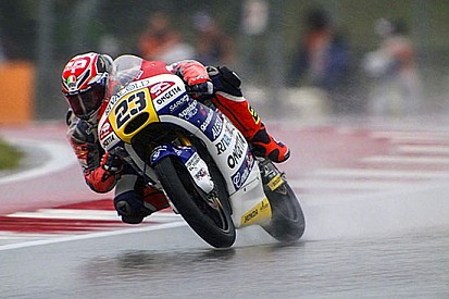 Austin, Libere 1: Antonelli incontenibile sul bagnato