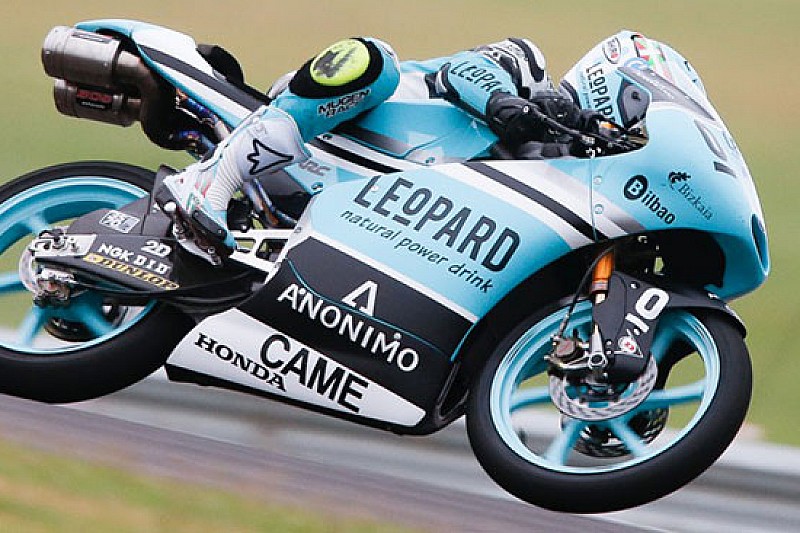 Jerez, Libere 1: Efren Vazquez apre le danze
