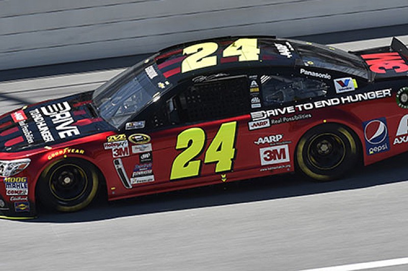 Jeff Gordon si prende la pole position di Talladega