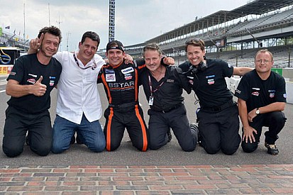 Lo stradale di Indy incorona Sean Rayhall e la 8 Star