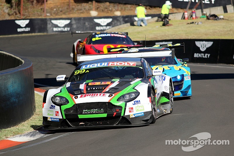 Venter Aims for Podium in 2015 GT Asia Series Opener