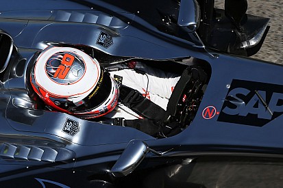 Para Magnussen, Button está subestimado