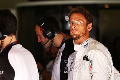 Magnussen - Jenson Button est "un pilote de classe mondiale"