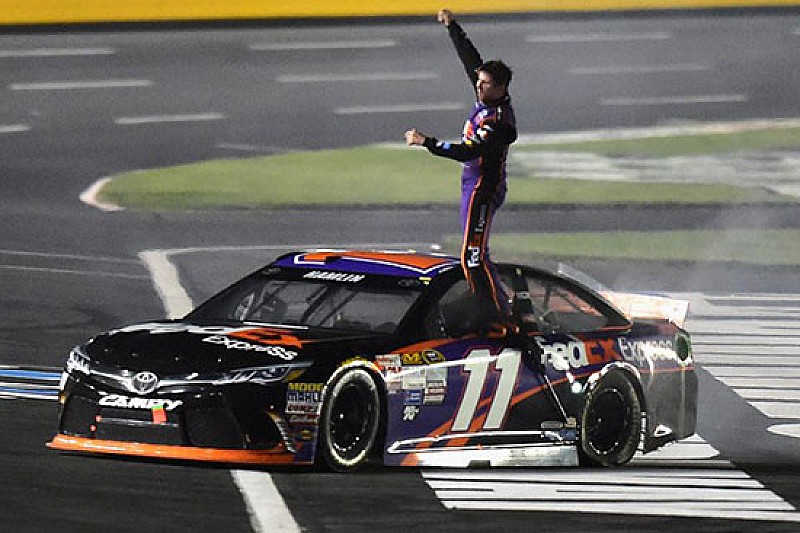 Denny Hamlin vince la All Star Race di Charlotte