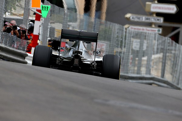 Com mais um 1-2 nos treinos, Mercedes está satisfeita com a quinta-feira