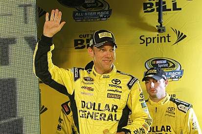 Matt Kenseth conquista a pole para as 600 milhas de Charlotte
