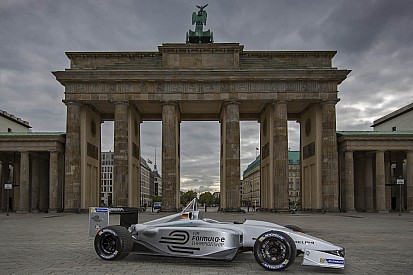 Formula E drivers praise Berlin track