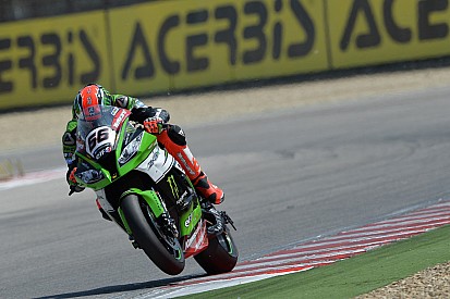 Sykes manda en Donington