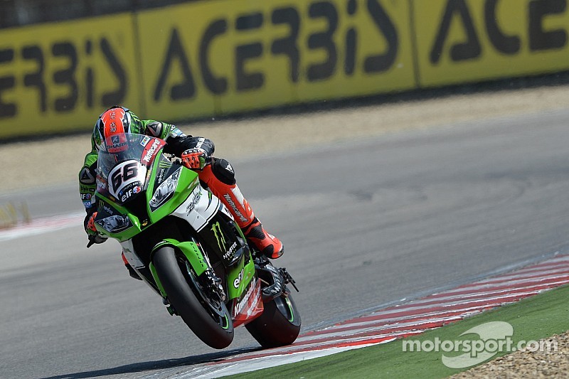 Sykes manda en Donington