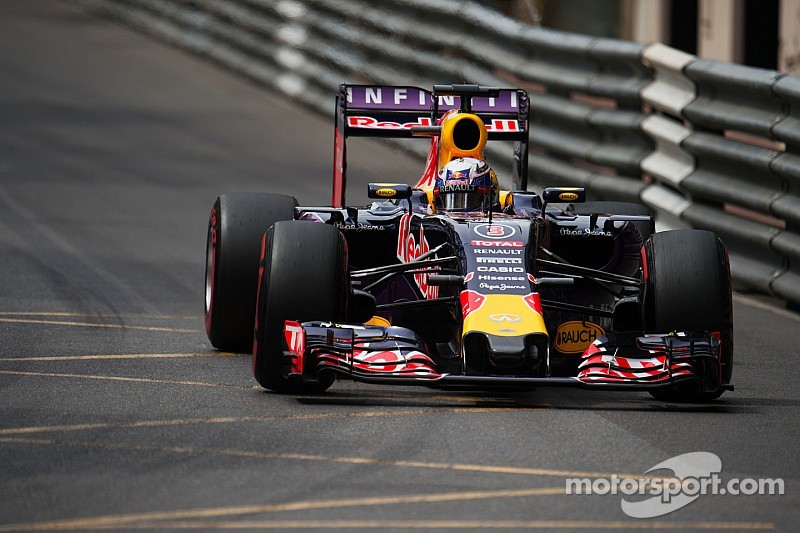 Red Bull pone a sus dos coches en el top 5