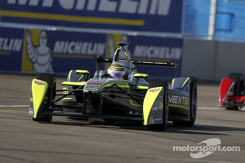 Piquet Jr takes the lead of the FIA Formula E Championship in Berlin