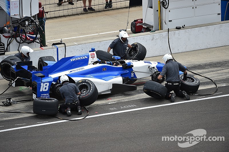 Servia and Carpenter crash as all three Coyne cars get together on pit road