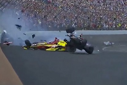 Massive crash takes out multiple drivers in closing laps - video