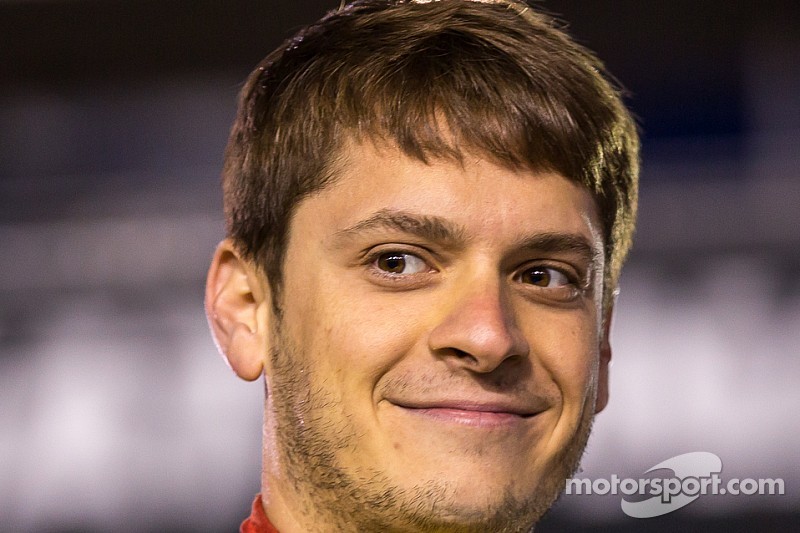 Piloto da NASCAR corre "meia-maratona" logo depois de terminar a prova mais longa da categoria